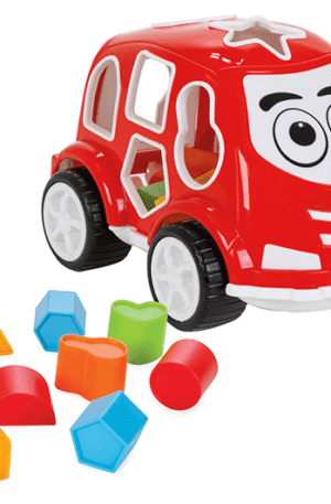 Csoda autó kék és piros.